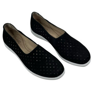 Munro Ridley Perforated Black Nubuck Slip On Sneakers Womens Size 8M New $195